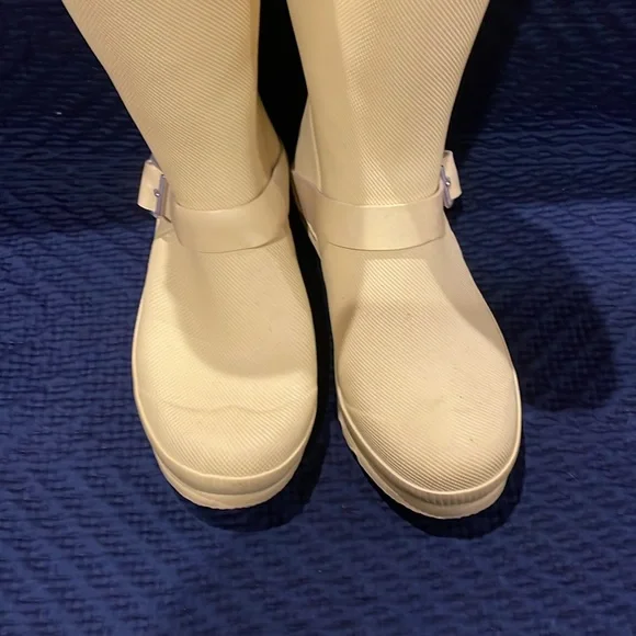 Kids Hunter Rain Boots - Picture 5 of 8